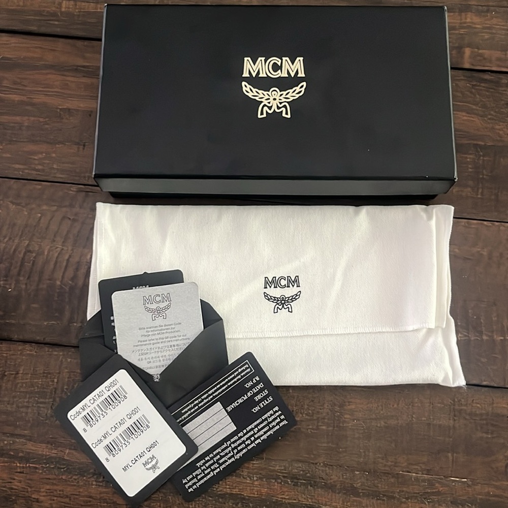 MCM Gift Box-Dust Bag-Tags for a Long Wallet - Picture 13 of 16